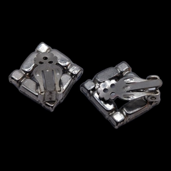 Vintage Light Blue Opaque Clip On Earrings Silver Tone Unsigned 1" Diamond shape - Picture 7 of 11